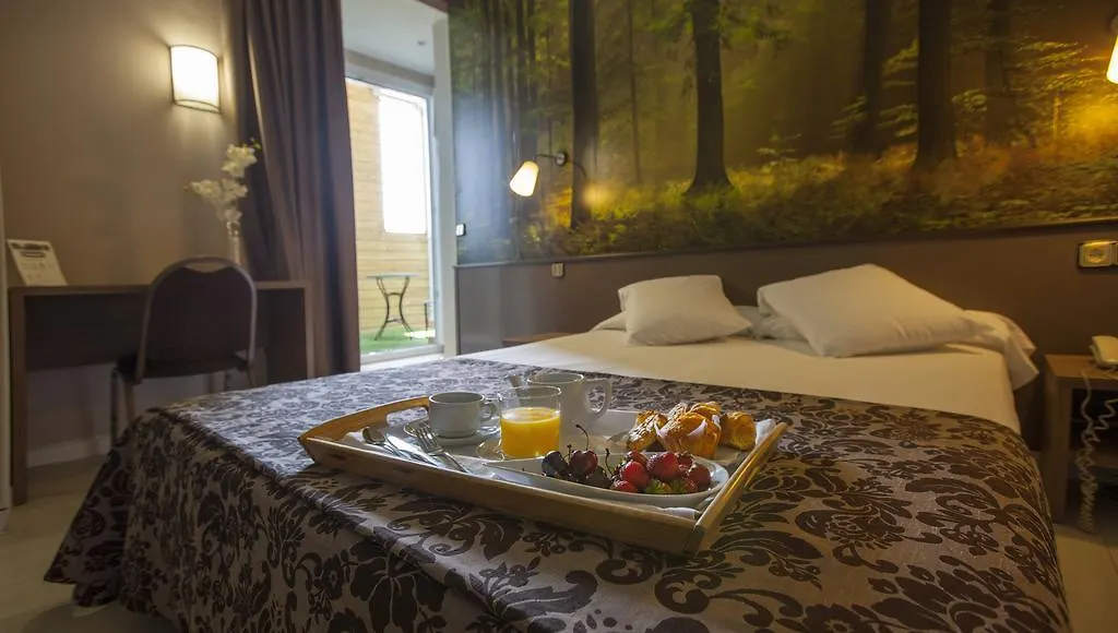 B&B Hotel Tarragona Centro Urbis 3*,
