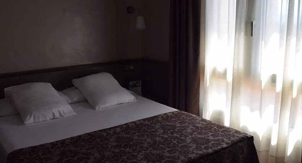 ***  B&B Hotel Tarragona Centro Urbis Spain